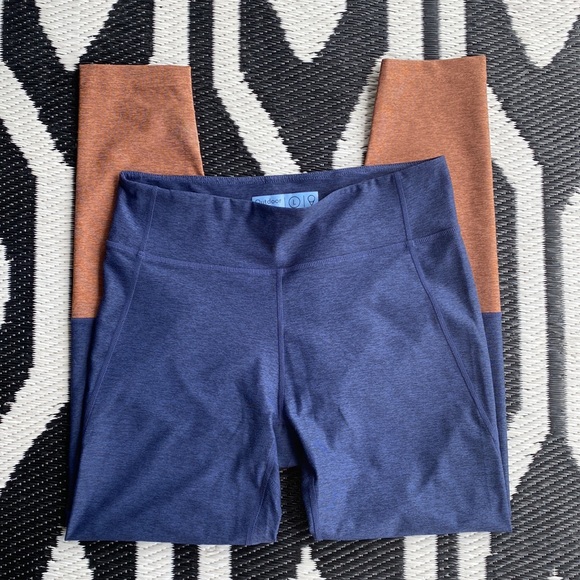 Outdoor Voices Dipped Warmup Leggings NWOT - Picture 2 of 6